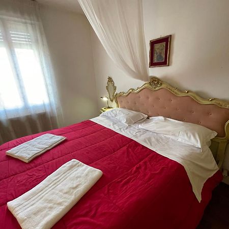 Royal Guest House Velence Kültér fotó