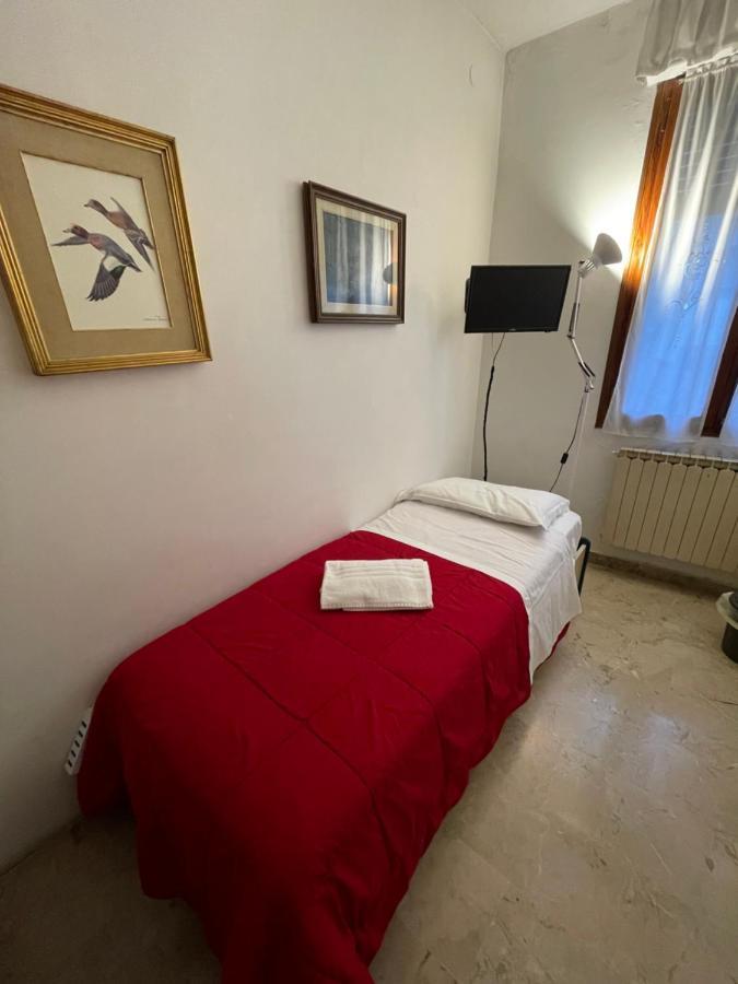 Royal Guest House Velence Kültér fotó