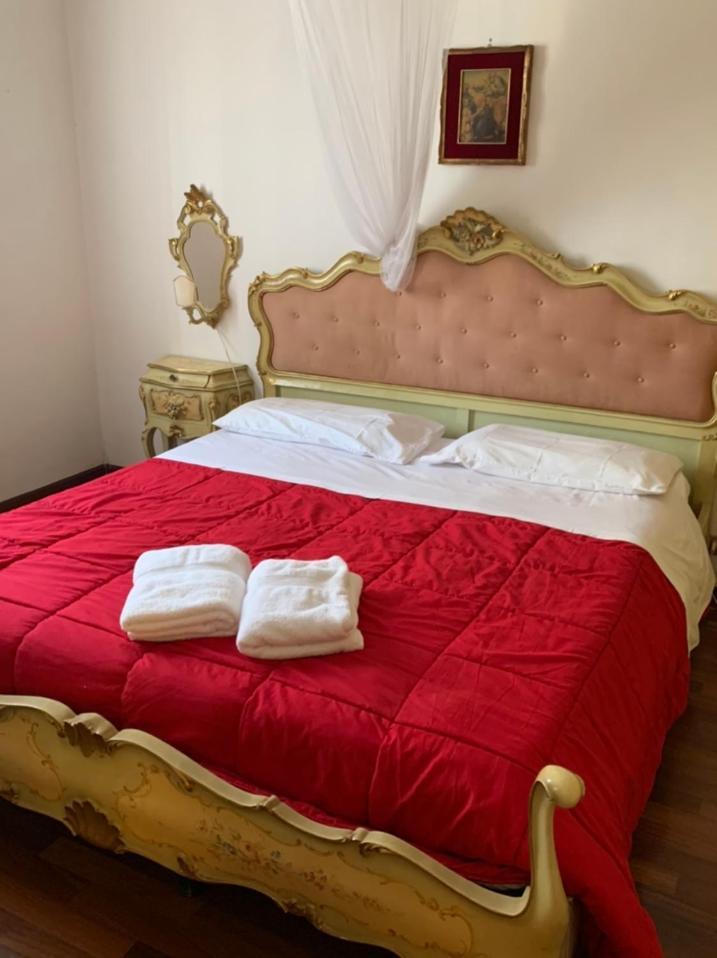 Royal Guest House Velence Szoba fotó